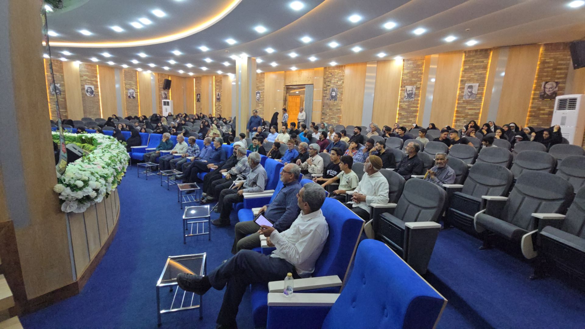 تجربه اولین اکران فیلم سینمایی در سالن تازه تاسیس شهرداری شهرآباد
